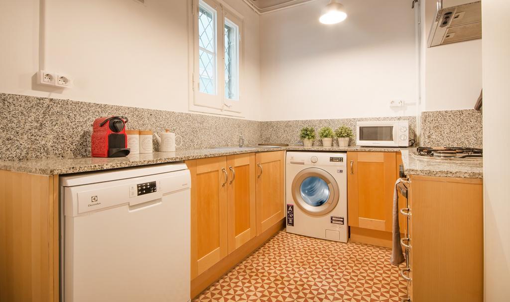 You Stylish Boutique Apartments Barselona Dış mekan fotoğraf